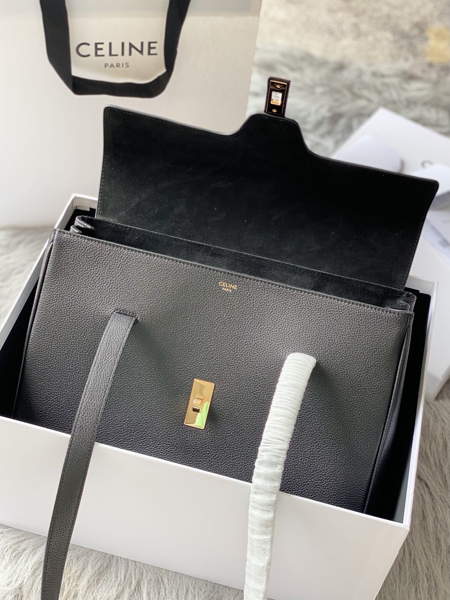 CELINE赛琳通勤休闲两用包