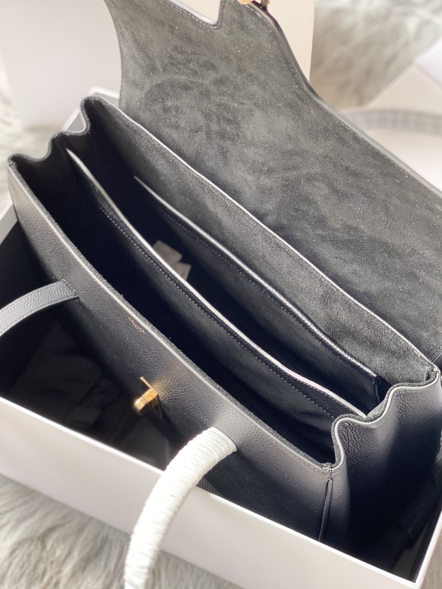 CELINE赛琳通勤休闲两用包