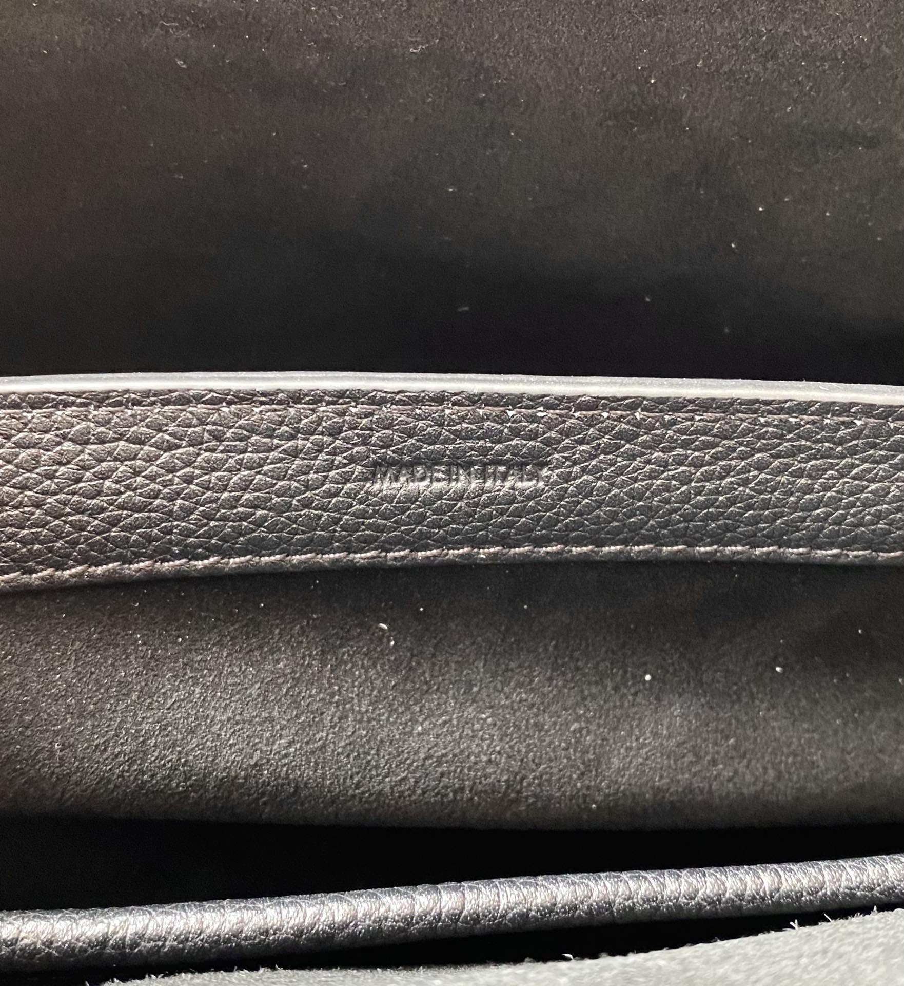 CELINE赛琳通勤休闲两用包