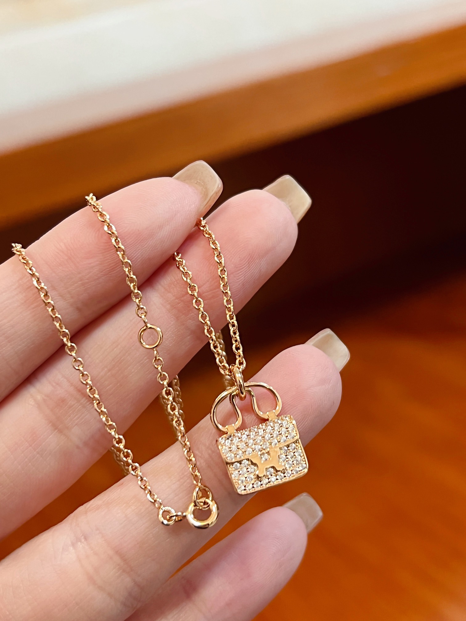 Cartier колье с двойной пряжкой, CNC-гравировка, итальянская цепочка на заказ — премиум-качество