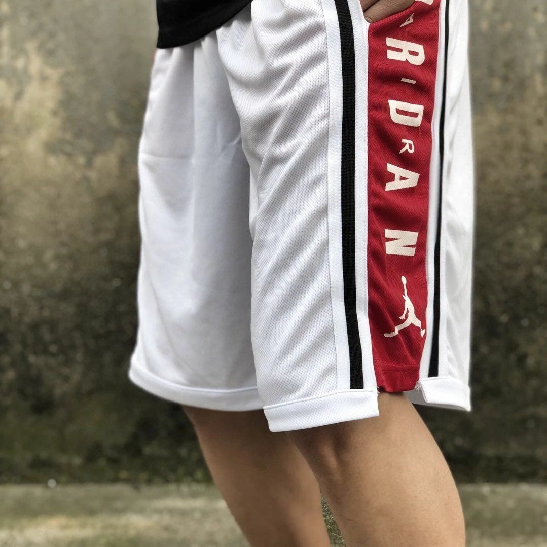 Quick-dry Jordan AJ Ramp Pants for Sporty Fashionistas in Black and White - 图片 4