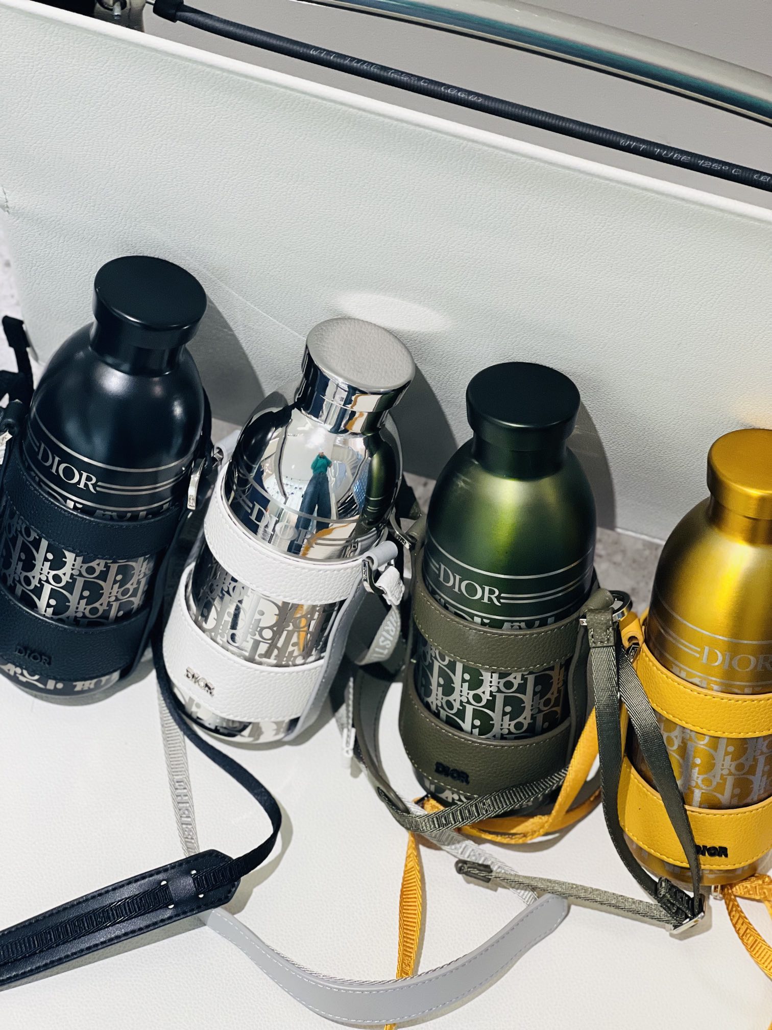 Dior Aqua Bottle and Bottle Holder - Comprehensive 3