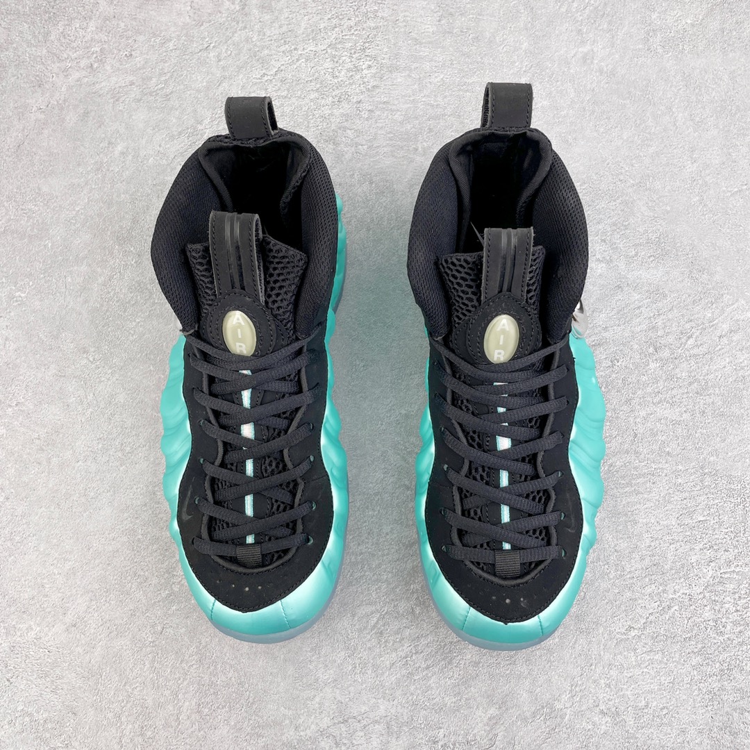 图片[2]-💰440 NK Air Foamposite One 南海岸泡 莞产原底面 公司渠道同模具 鞋型发泡360度无死角 双层Zoom气垫植入 中底完美注胶 搭载原厂碳纤维材质 诞生于1997年的NK Air Foamposite系列可以说是整个球鞋历史上最为经典的系列之一 也就是我们常说的“喷”和“泡” 其中“喷”由Foamposite One代言人Penny的英文音译而来 而“泡”则来源于另一款鞋型 Foamposite Pro中\”pro\”的音译 在诞生初期 由于高昂的造价以及超前的外形 Foamposite系列的反对者不在少数 甚至有人认为这款鞋会毁掉整个球鞋行业 但事实证明这双灵感来自于甲虫 自带“黑科技”鞋面以及双层Zoom+大块碳板的太空球鞋不仅受到了大众的接受与追捧 并且成功的影响了篮球鞋的发展 SIZE：38.5 39 40 40.5 41 42 42.5 43 44 44.5 45 46 编码：by5936010-运动鞋