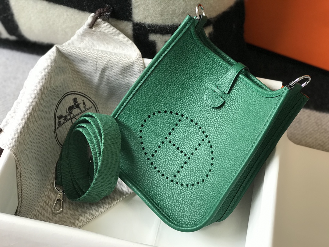 Hermès Mini Evelyne Crossbody Bag in Blue Leather with Adjustable Strap 4 i1644464895 7627 2