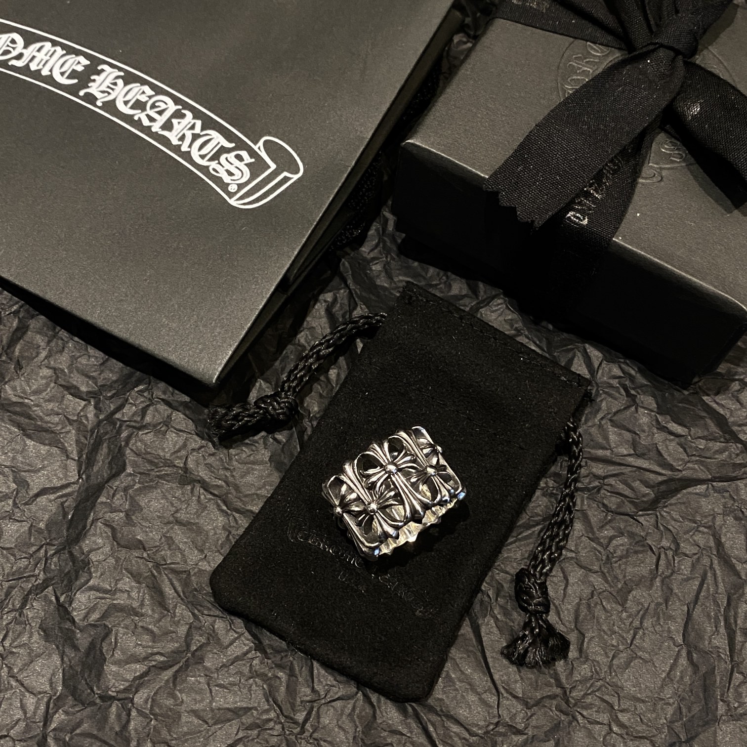 Chrome Hearts 𝐂𝐡𝐫𝐨𝐦𝐞 𝐡𝐞𝐚𝐫𝐭𝐬克罗心圆型墓葬戒