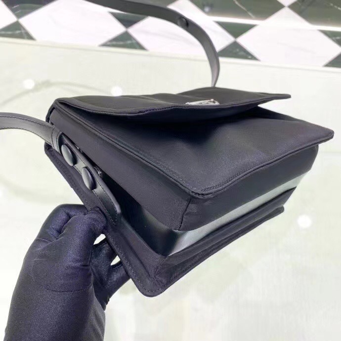 ブランド ミニ メッセンジャーバッグ 調節可能なレザーストラップ