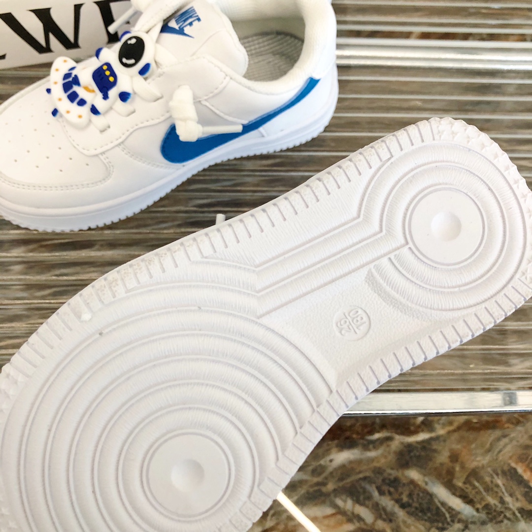 图片[8]-特价 空军一号宇航员可乐童鞋 尺码：26-37码 小朋友的太空梦，宇宙英雄宇航员绝对不能错过‼️ 这款我太喜欢了，小小宇航员太棒了❗️颜值天花板哪😎配色也是很清新很阳光❗️一脚蹬的，轻便好穿好打理💥-选品中心