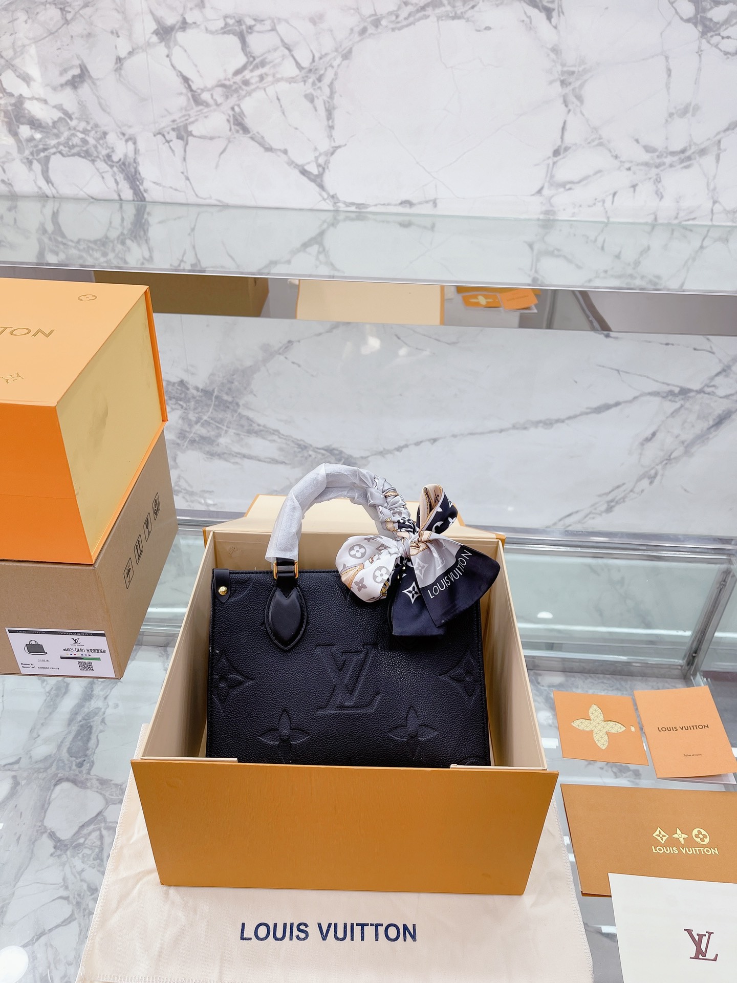 Buy Replica
 Louis Vuitton LV Onthego Handbags Crossbody & Shoulder Bags Tote Bags High Quality Customize
 Empreinte​ Cowhide Chains