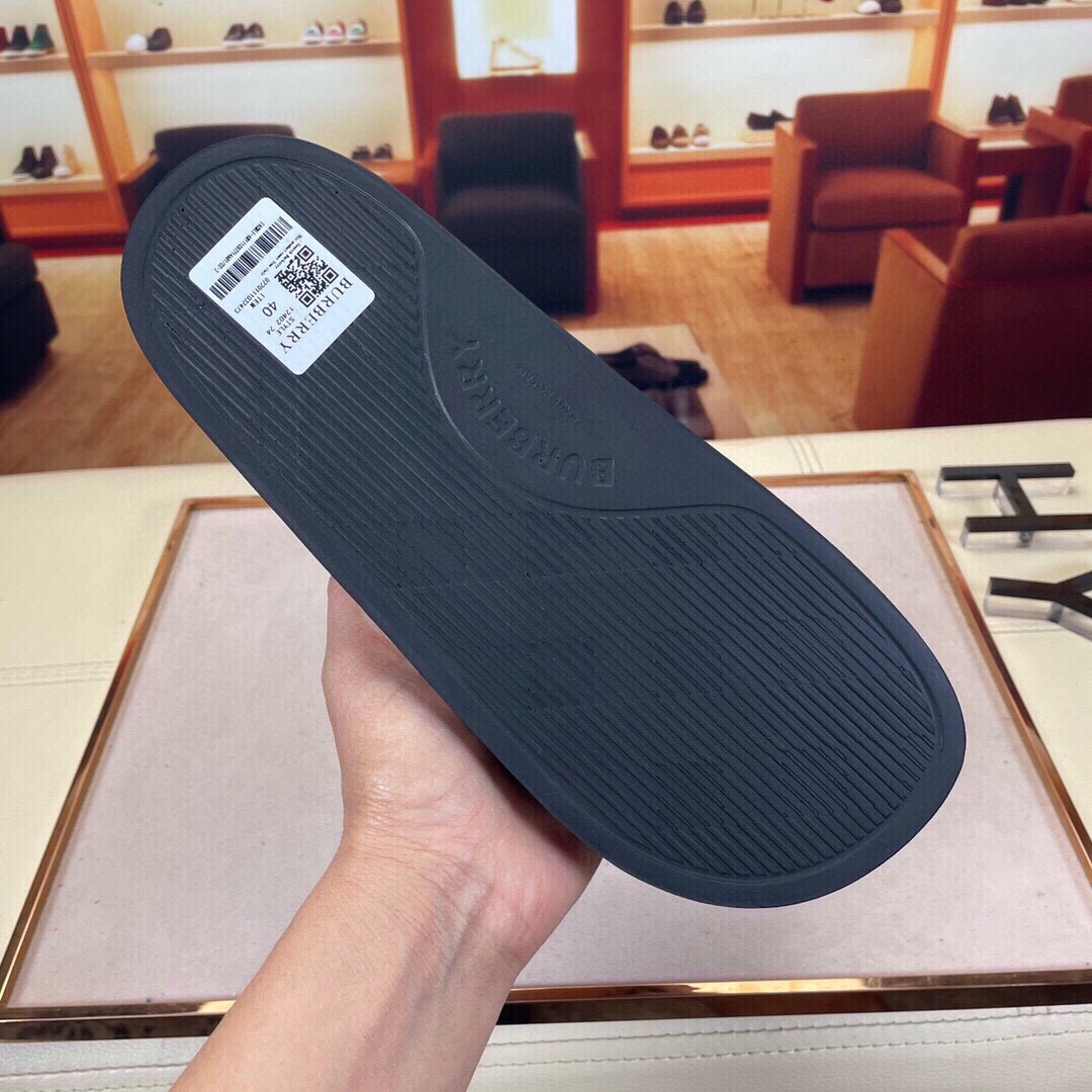 105 2022 verano Burberry Burberry clásico patrón de cuadros planos zapatillas zapatillas zapatillas 