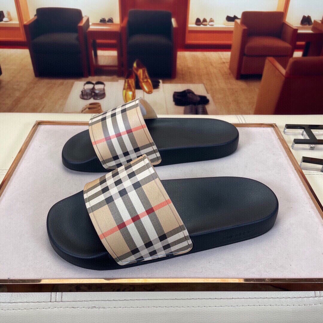 105 2022 verano Burberry Burberry clásico patrón de cuadros planos zapatillas zapatillas zapatillas 