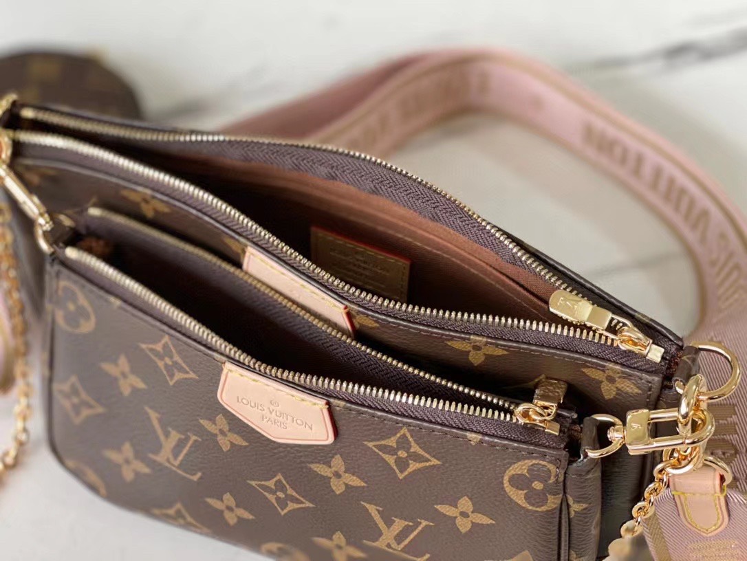 Max Mara Luxury Designer Handbag Shoulder Crossbody Bag crafted in 8