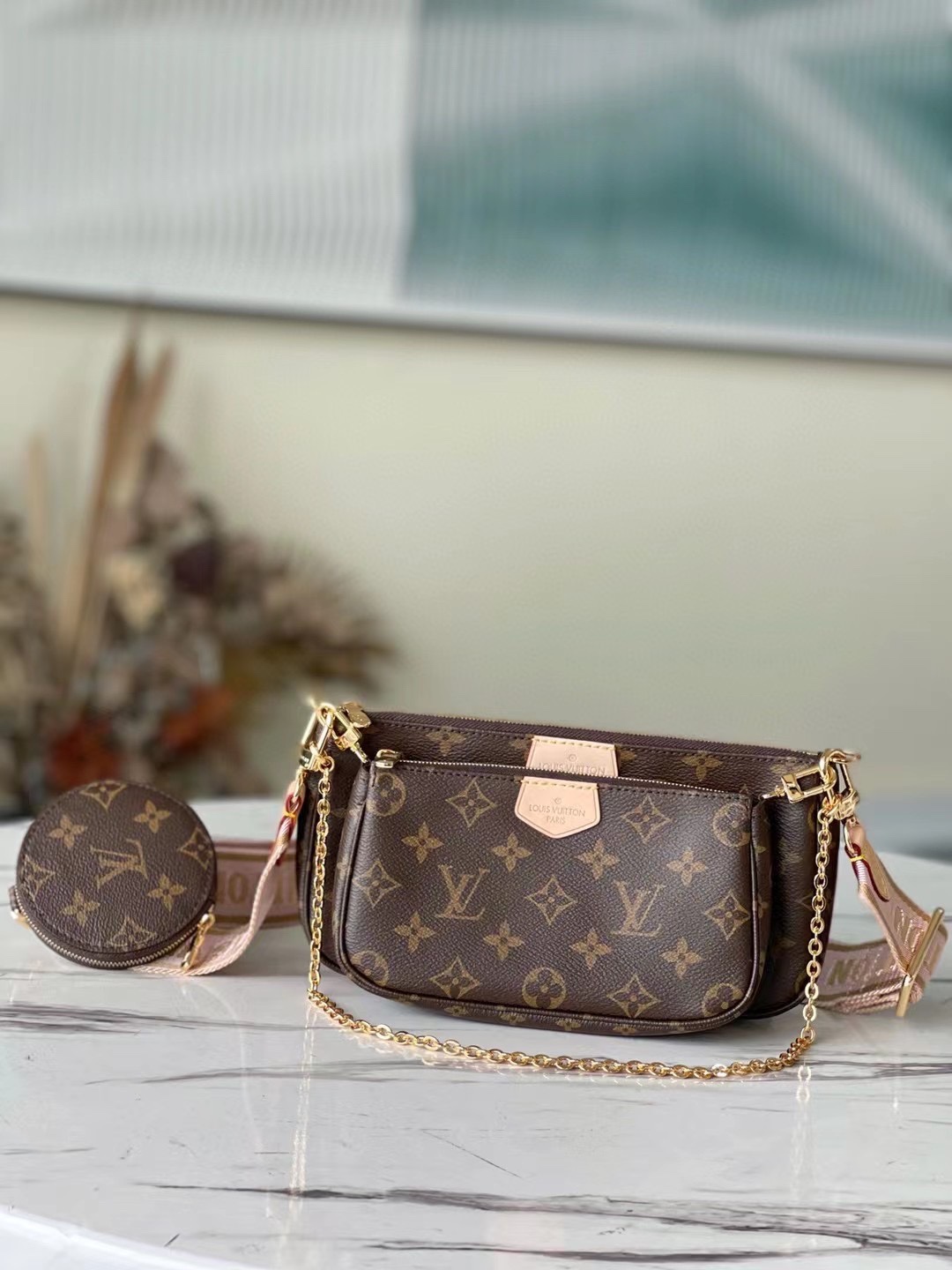 Max Mara Luxury Designer Handbag Shoulder Crossbody Bag crafted in