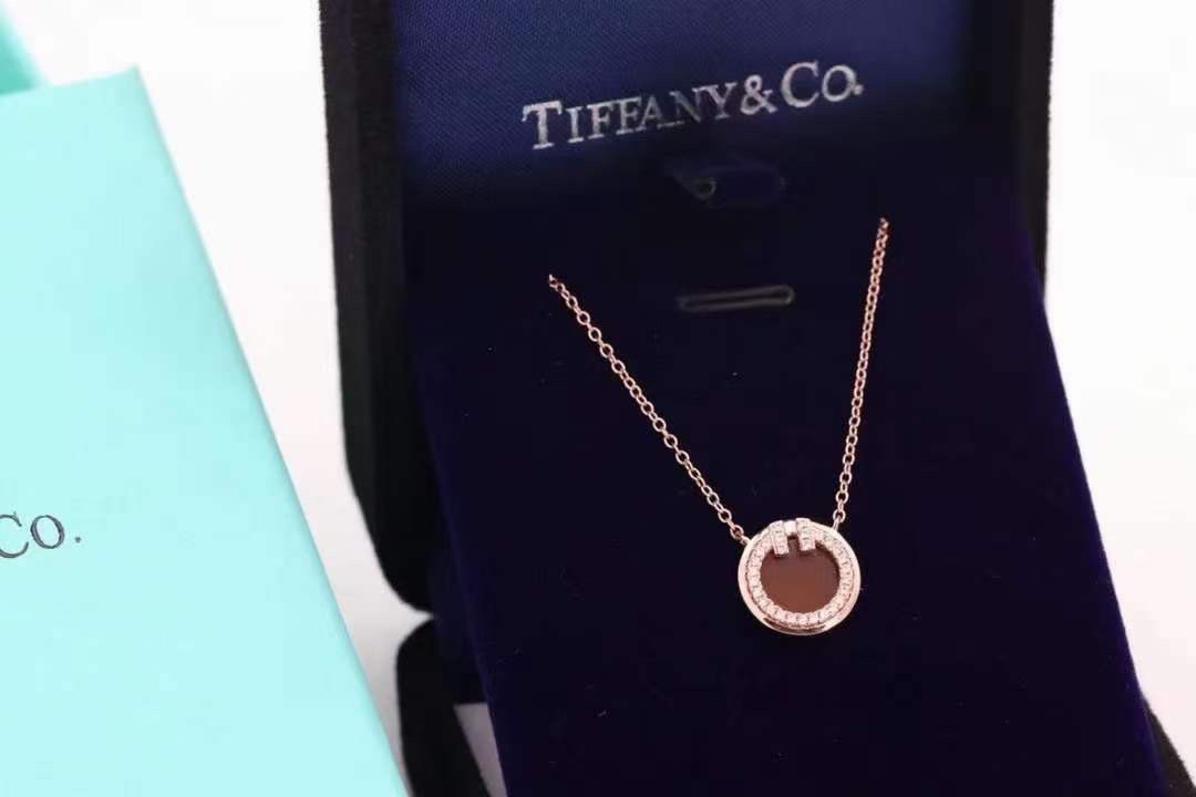 Tiffany & Co. NO.11蒂芙尼t系列白贝母项链