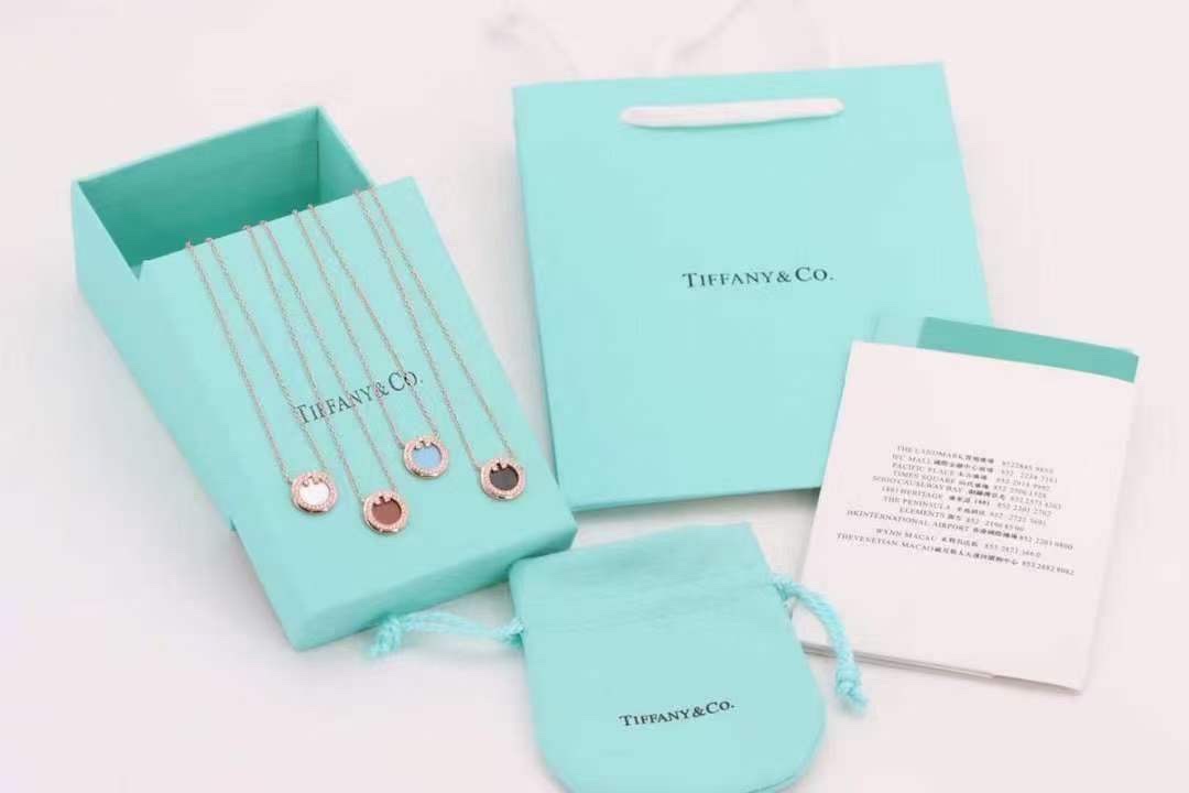 Tiffany & Co. NO.11蒂芙尼t系列白贝母项链