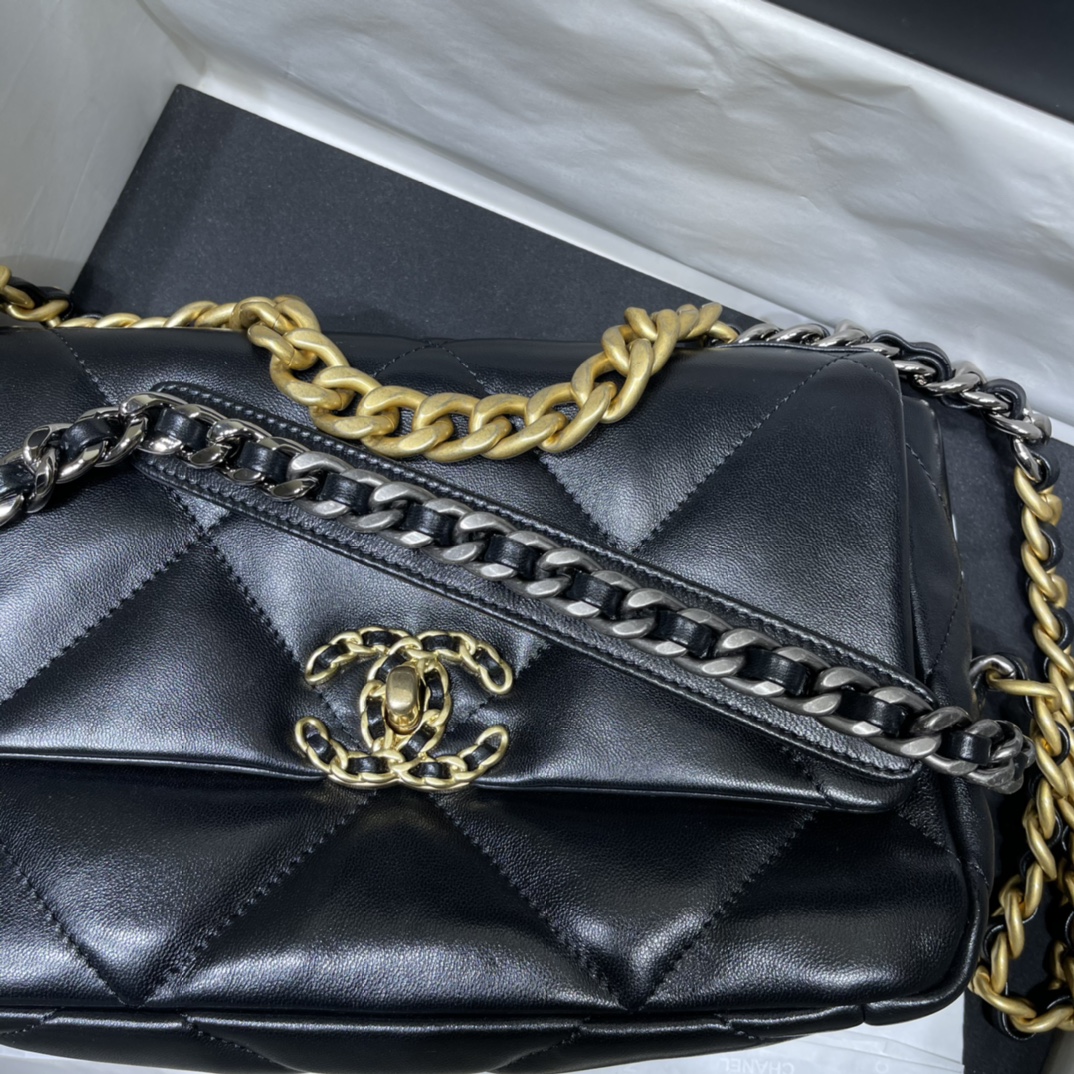 Chanel 19 Bag Small Size 26cm Goat Skin Gold/Silver Hardware - Black 5 i1644668709 4778 3