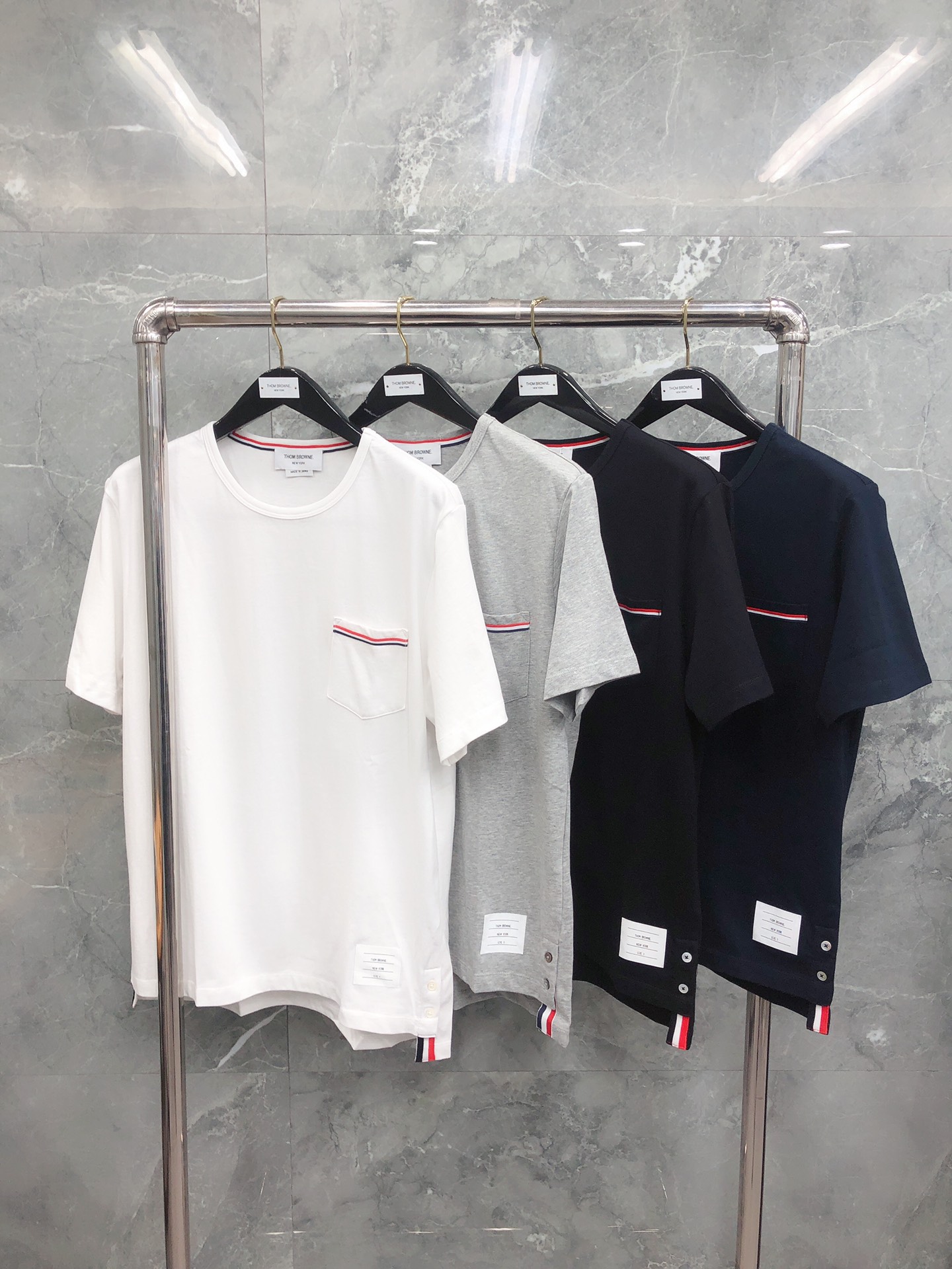 톰브라운 클래식 포켓 반팔 티셔츠 40587 Thom Browne T Shirt
