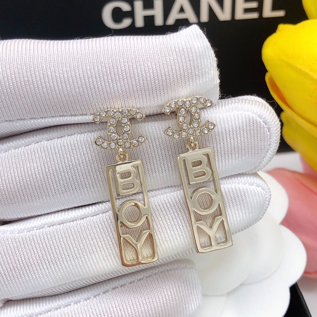 Loewe Haute Couture Haute Couture Fine Jewelry Necklace Bracelet Ring 5