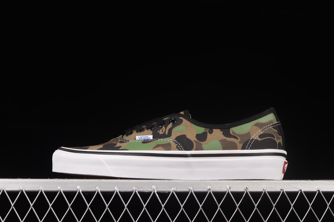 G0 Vans Authentic 猿人联名绿迷彩低帮休闲板鞋 VN0A38EN7BC工艺：硫化1:1（重量1:1、真标、原钢印、材质标、鞋型标、合格证）