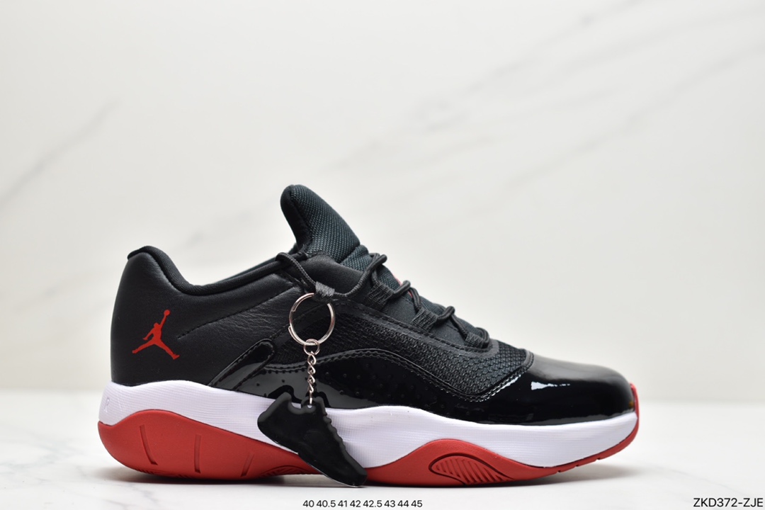 270 公司级Air Jordan11 CMFT Low整双鞋采用黑白双色打造
