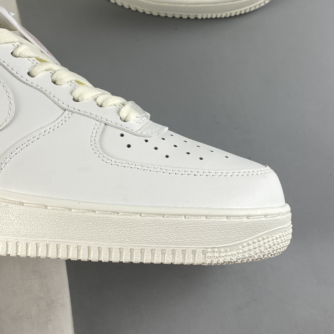 P240 NIKE Air Force 1’07 Low 情人节爱心限定配色 空军一号低帮休闲板鞋 LZ5988-505