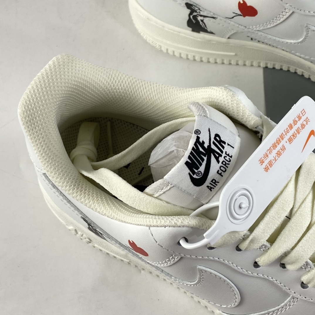 P240 NIKE Air Force 1’07 Low 情人节爱心限定配色 空军一号低帮休闲板鞋 LZ5988-505