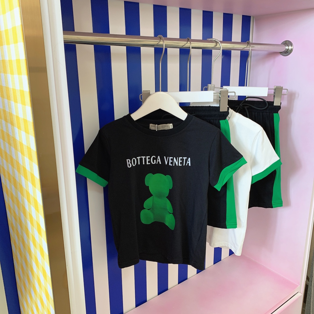 “BOTTEGA VENETA Kids’ Fashion: Cotton Sports Set with 3D Printing, No Glue, Sizes 110-160 Yards” - 图片 1