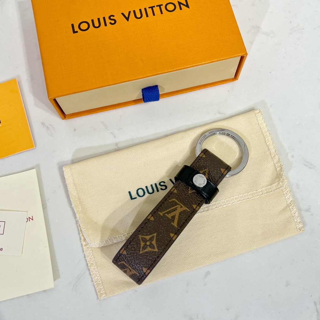 루이비통 키링 124594 Louis Vuitton Accessories 썸네일 이미지