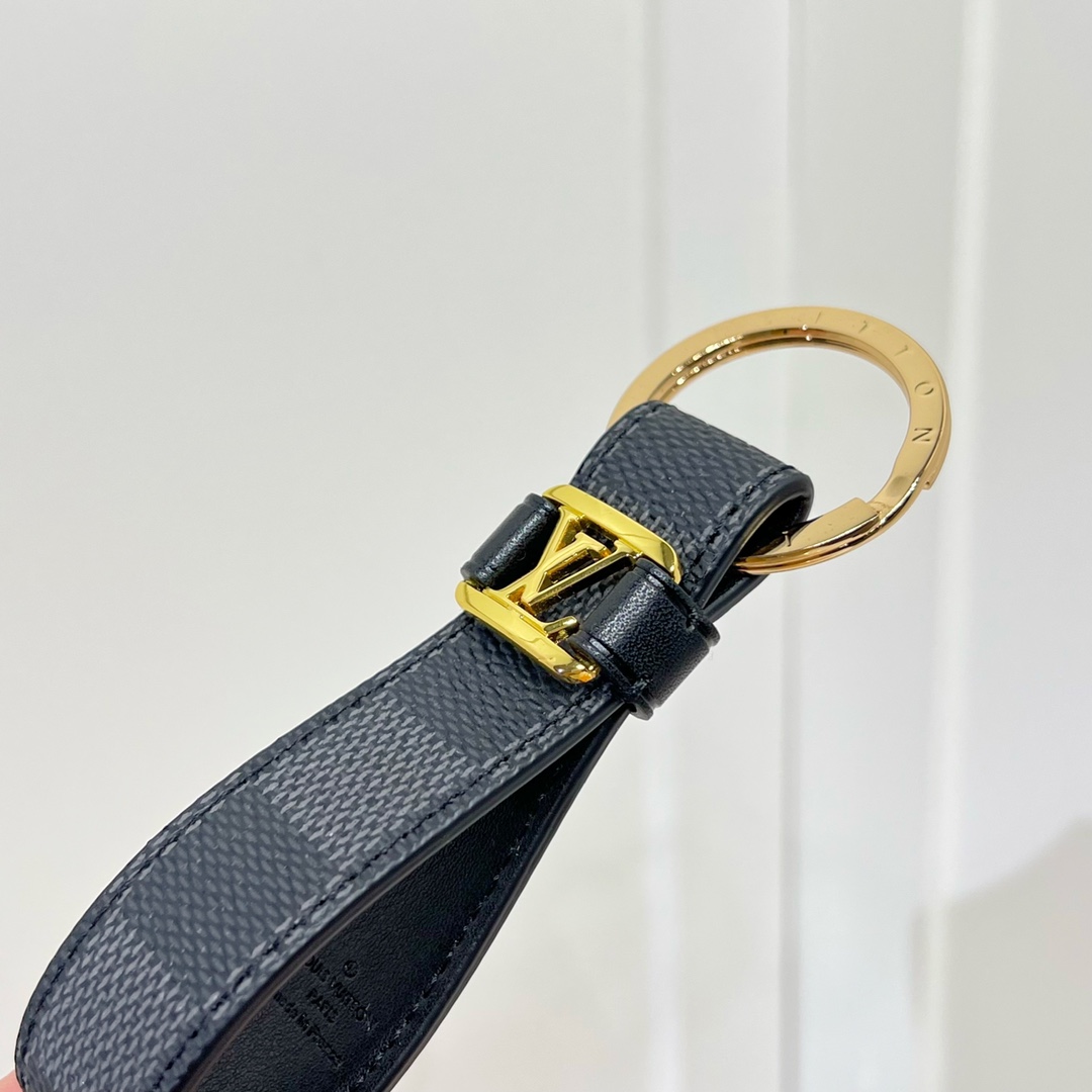 루이비통 키링 124595 Louis Vuitton Accessories 썸네일 이미지