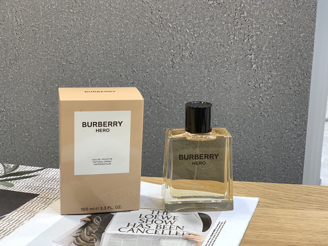 Burberry Hero Eau de Toilette - 100ml - Woody Aromatic Fragrance 2 i1644763904 2554 0
