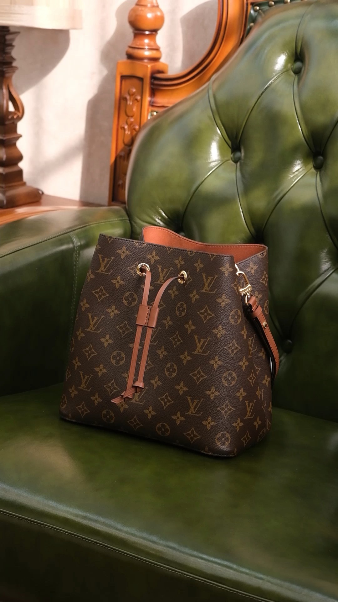 Louis Vuitton LV NeoNoe Bucket Bags M44887