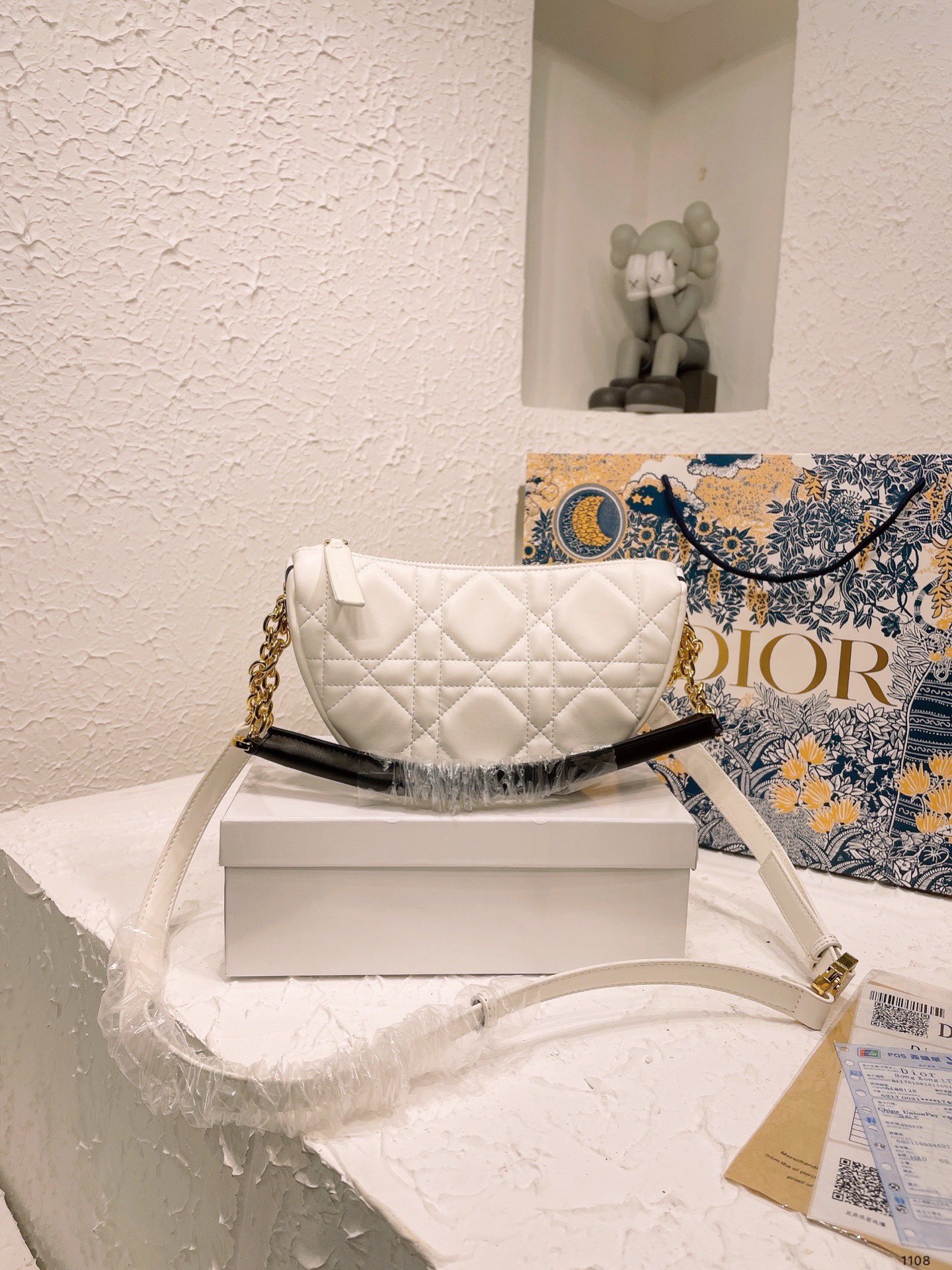 J5  Dior  迪奥  手提包 出货了超级百搭的单肩，手提肩背斜挎超级实用，系运动与时装皆可 超大容量 尺寸 22 14