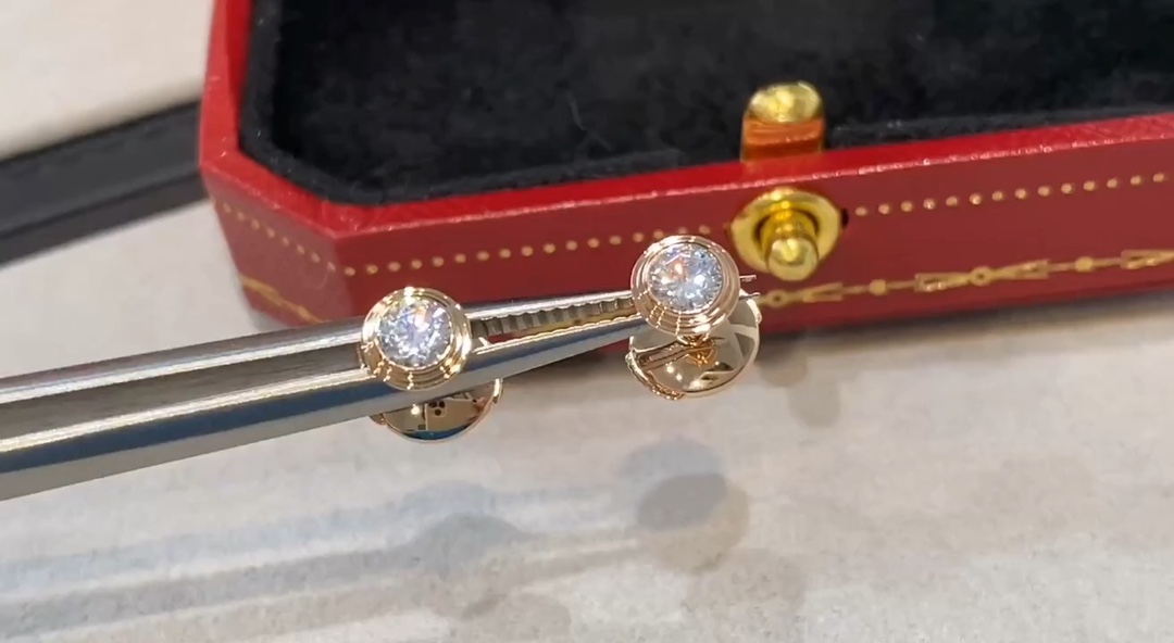 Cartier 卡家 飞碟耳钉