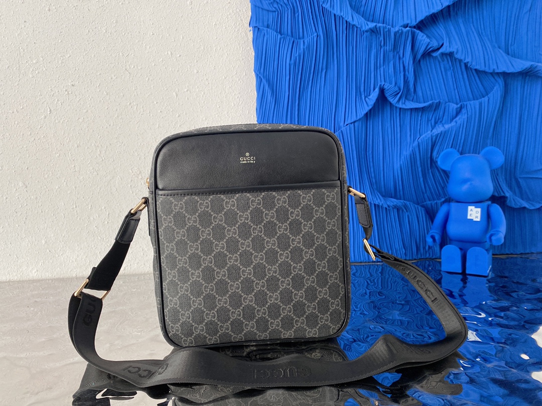 J5  Gucci 古奇   GG印花配牛皮单肩包 男士休闲斜挎包 采用精湛镶嵌细工，实物拍摄 原厂原版面料 配送小票 防尘布袋22 x 25 cm。