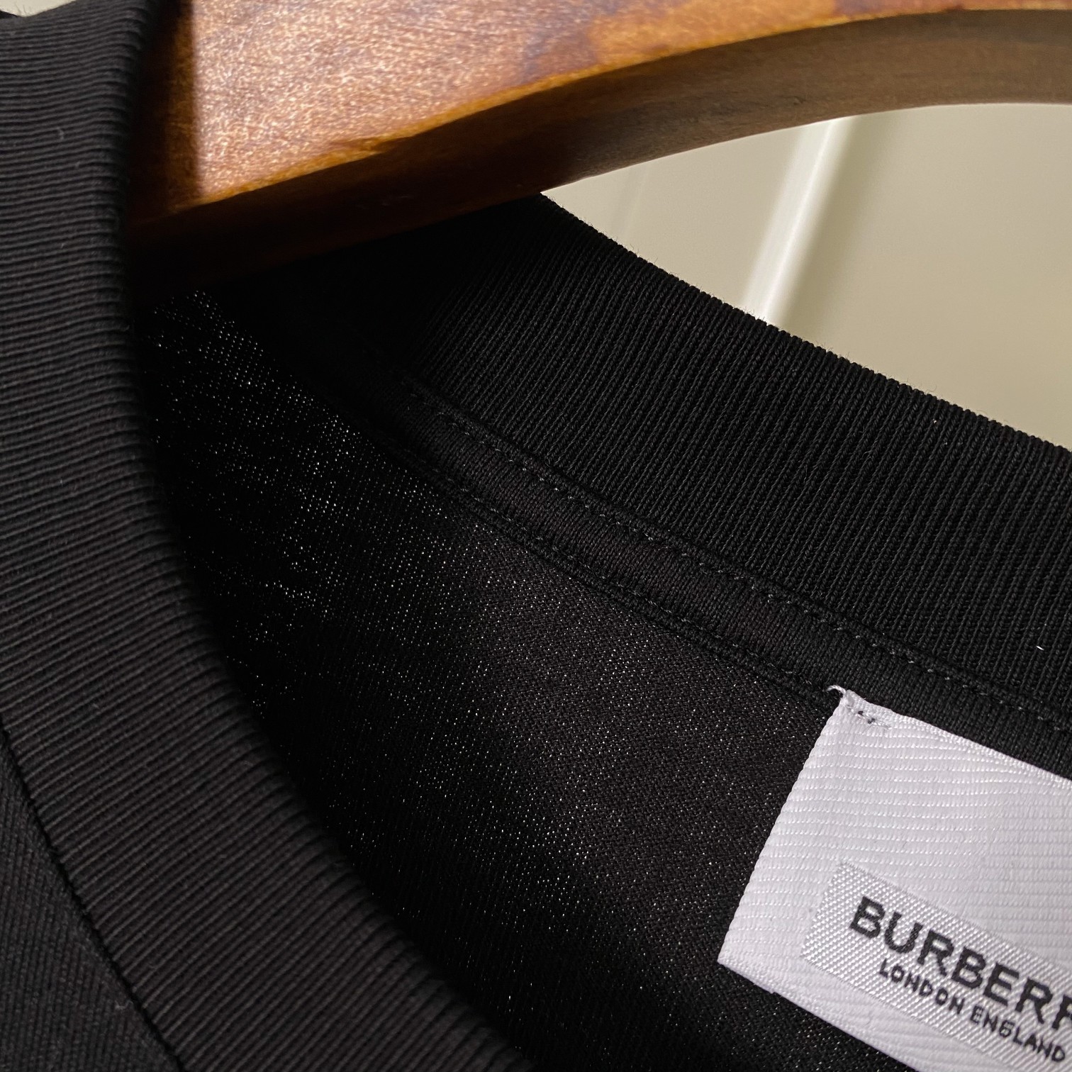 Burberry BBR 巴宝莉 专属标识刺绣图案棉质宽松 短袖T 恤