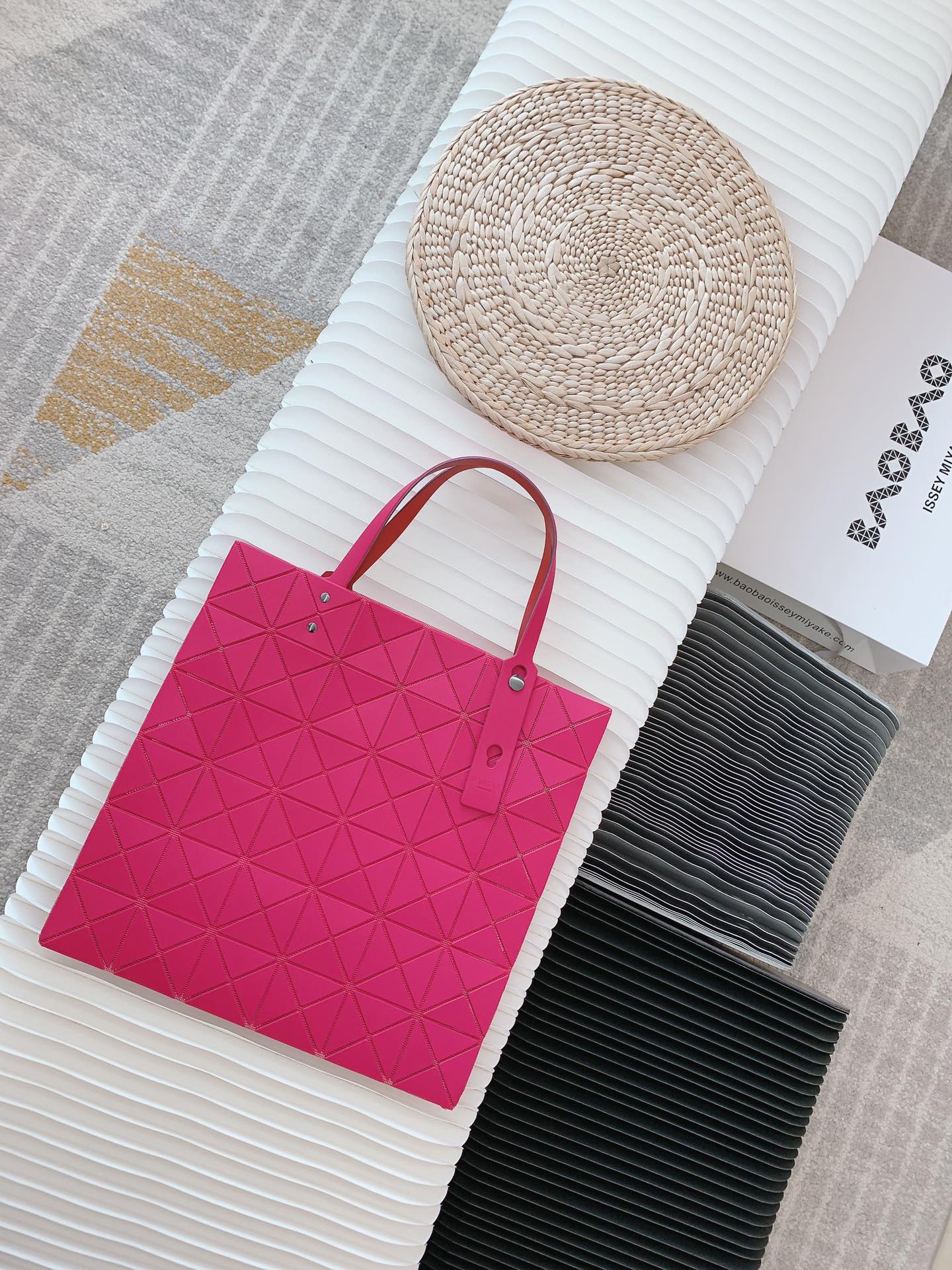 ISSEY MIYAKE三宅一生新系列手提袋0086