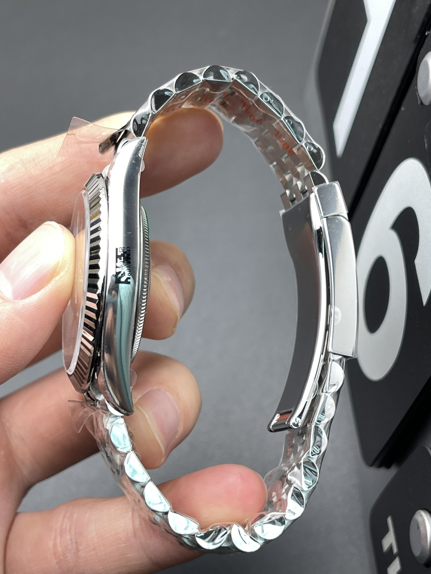 Rolex 白灰日志