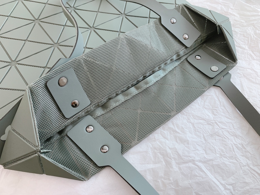 ISSEY MIYAKE三宅一生新系列手提袋0086