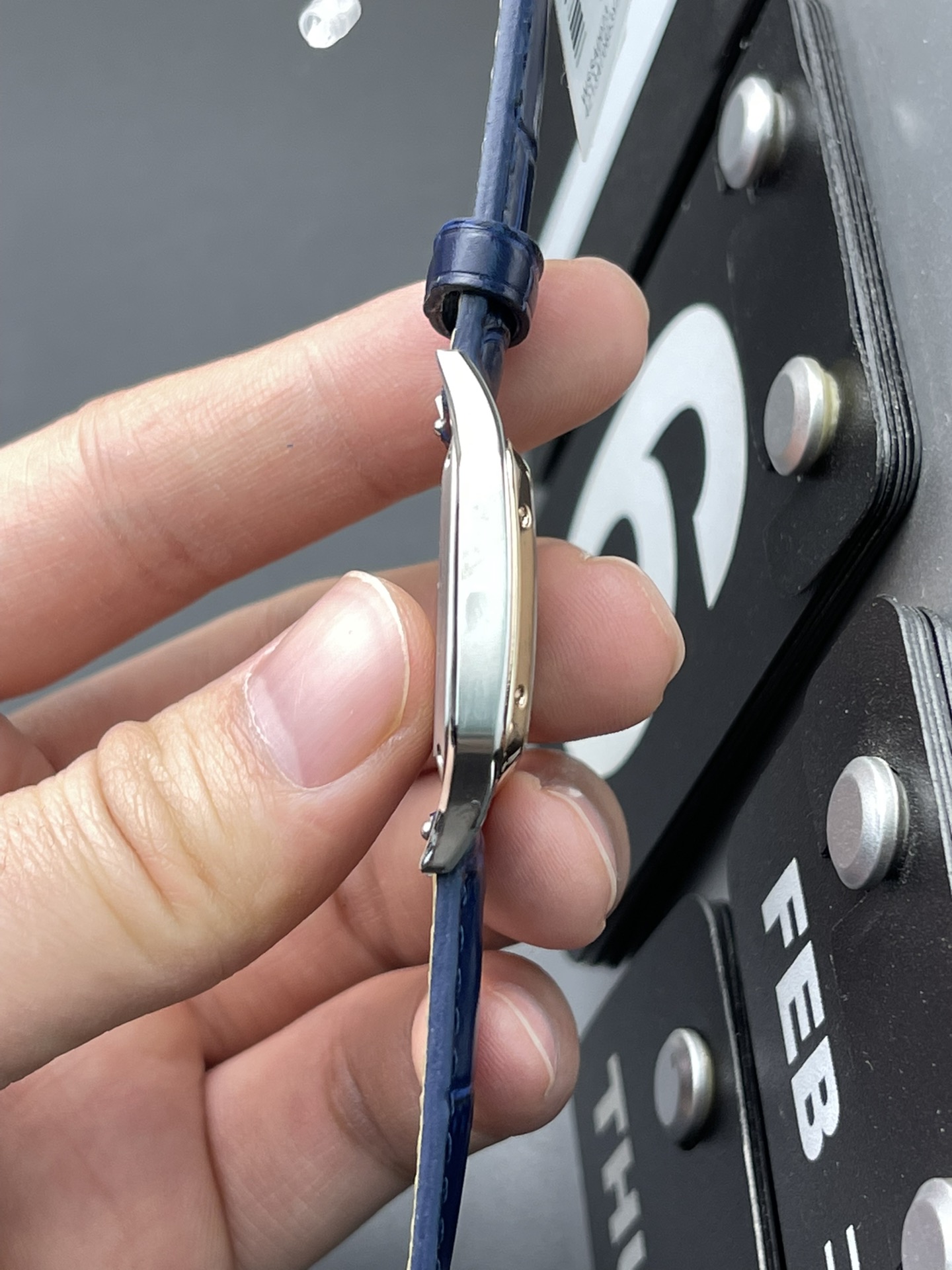 Cartier 间金石英山度士