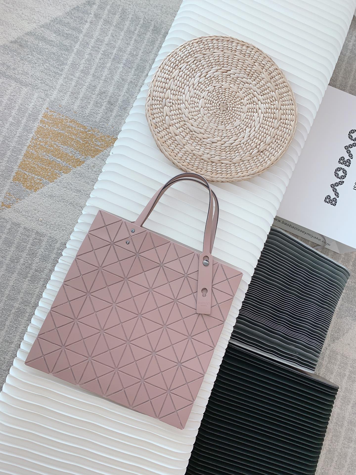 ISSEY MIYAKE三宅一生新系列手提袋0086