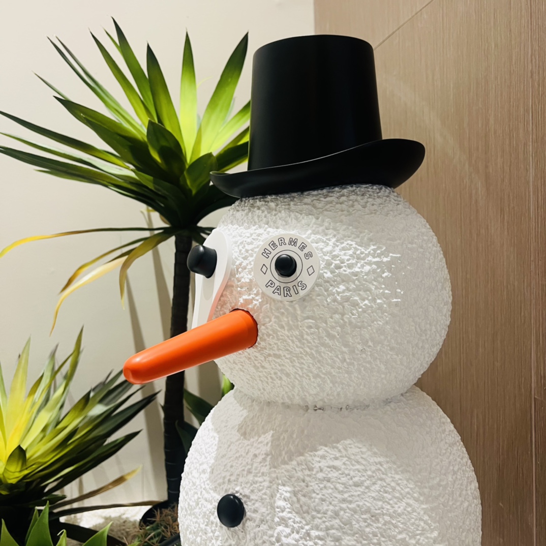 HERMÈS Snowman - Comprehensive 3