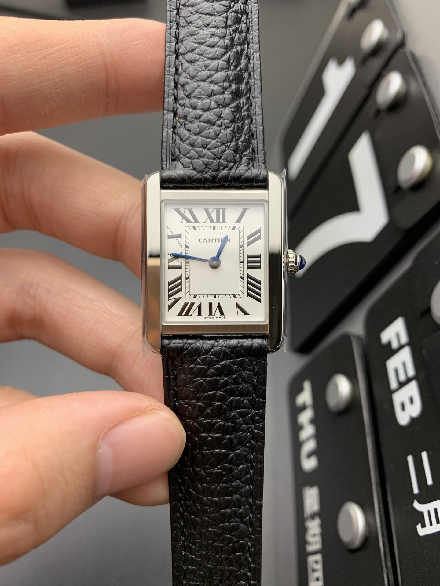 Cartier K11 石英坦克
