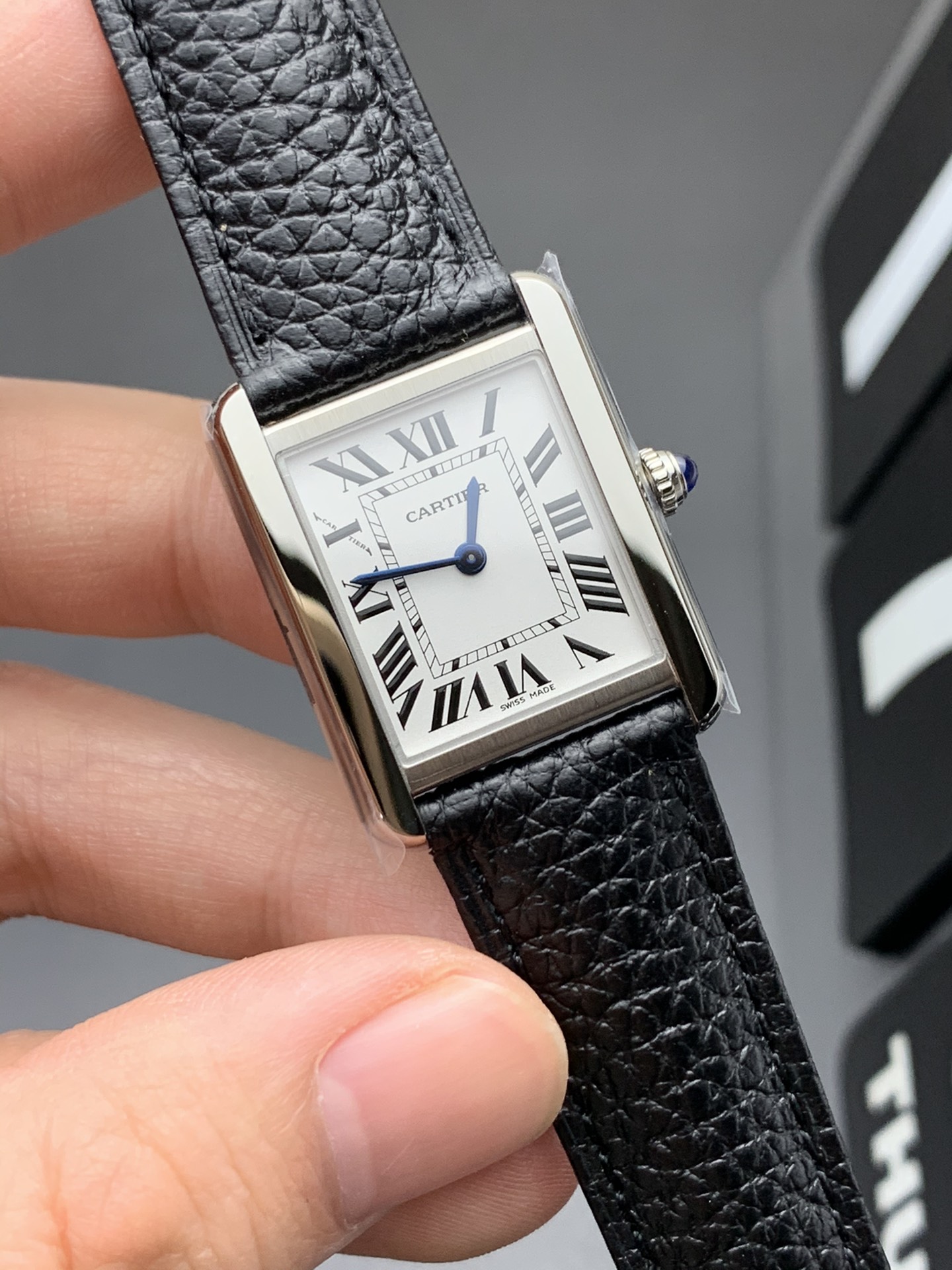 Cartier K11 石英坦克