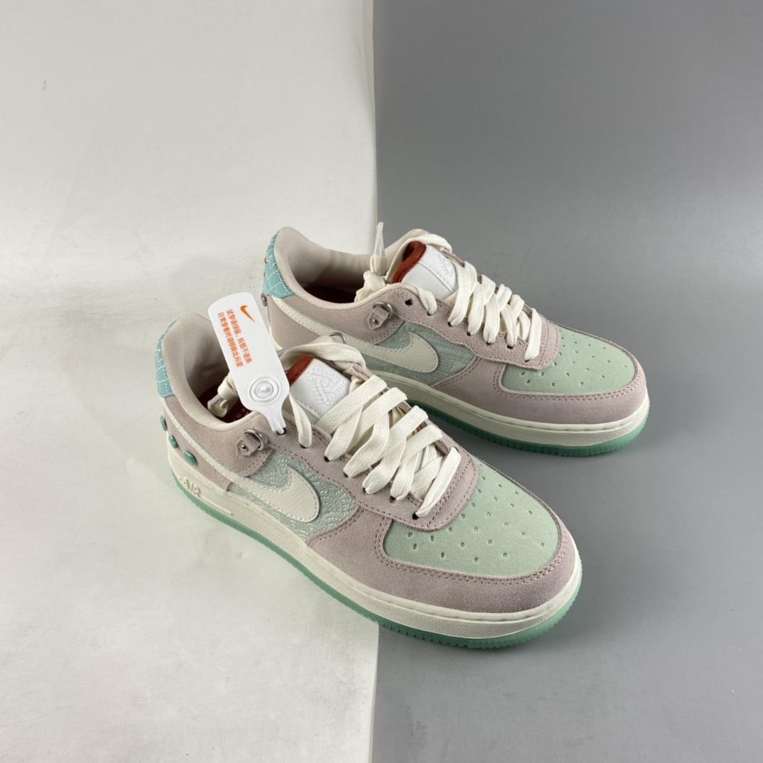 P240 NIKE Air Force 1′07 Low Lx ”Shapeless Formless Limitless” 虎年中国玉粉运动板鞋 DQ5361-011