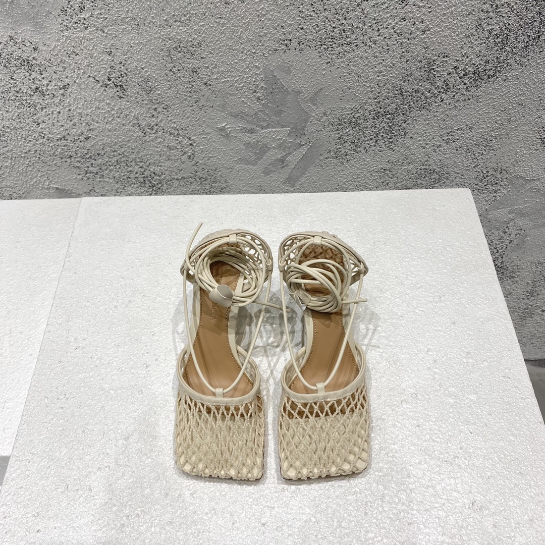 Bottega Veneta chaussures à talons en mesh, blanc cassé