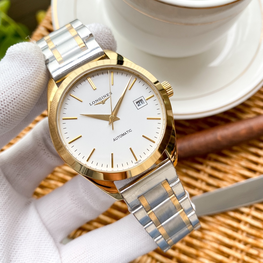 浪琴  Longines  精品男士腕表经典大三针设计，尊贵大气，绅士风范，卓越品质，热卖全城。采用全自动机械机芯，顶级316精钢表壳表带，矿物质超强镜面，直径42mm顶级出品 精品不断