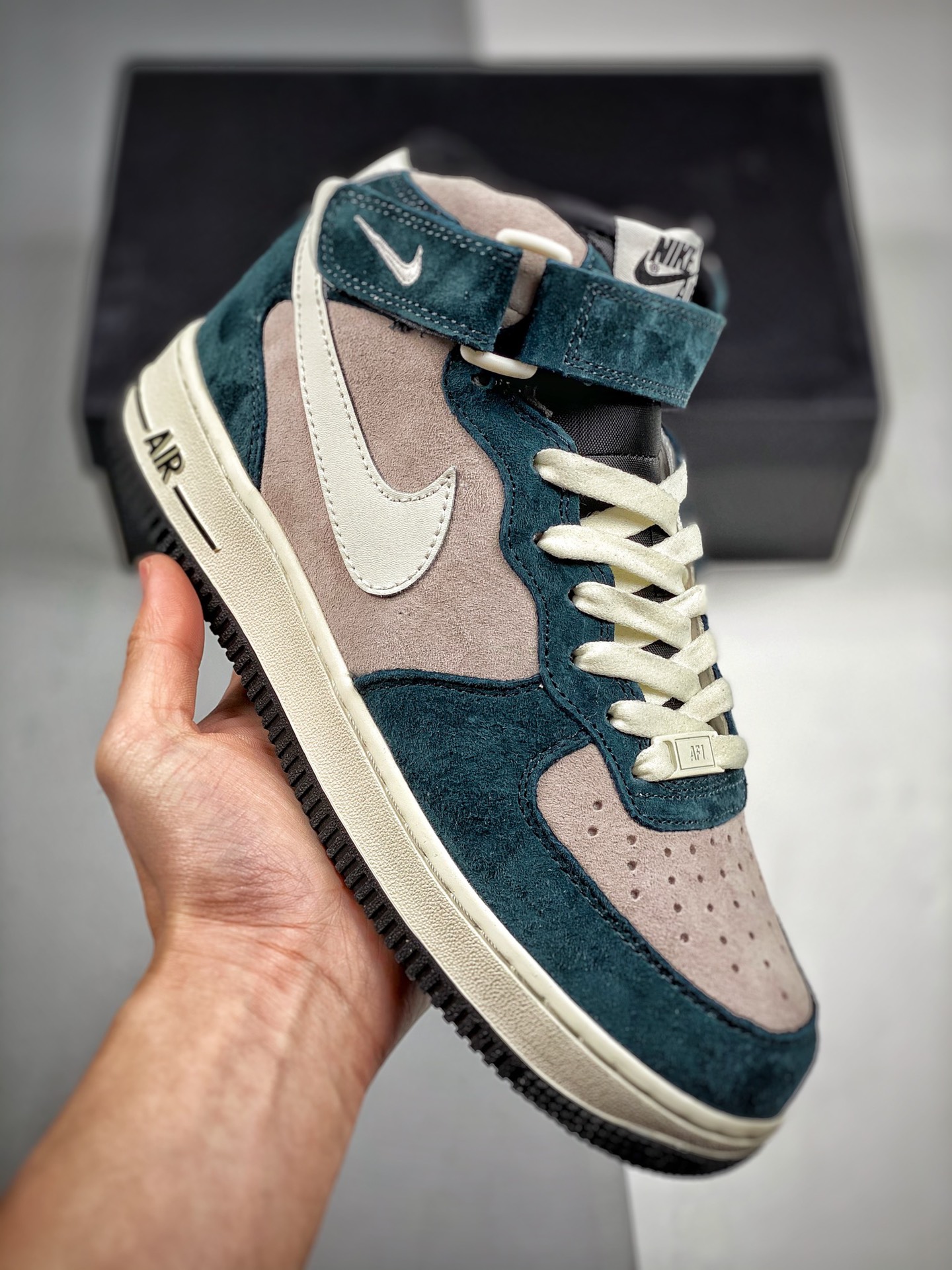 Nike Air Force 1 MID 07 blanco crema gris verdoso, horma y plantilla originales, crea la silueta auténtica de Air Force…