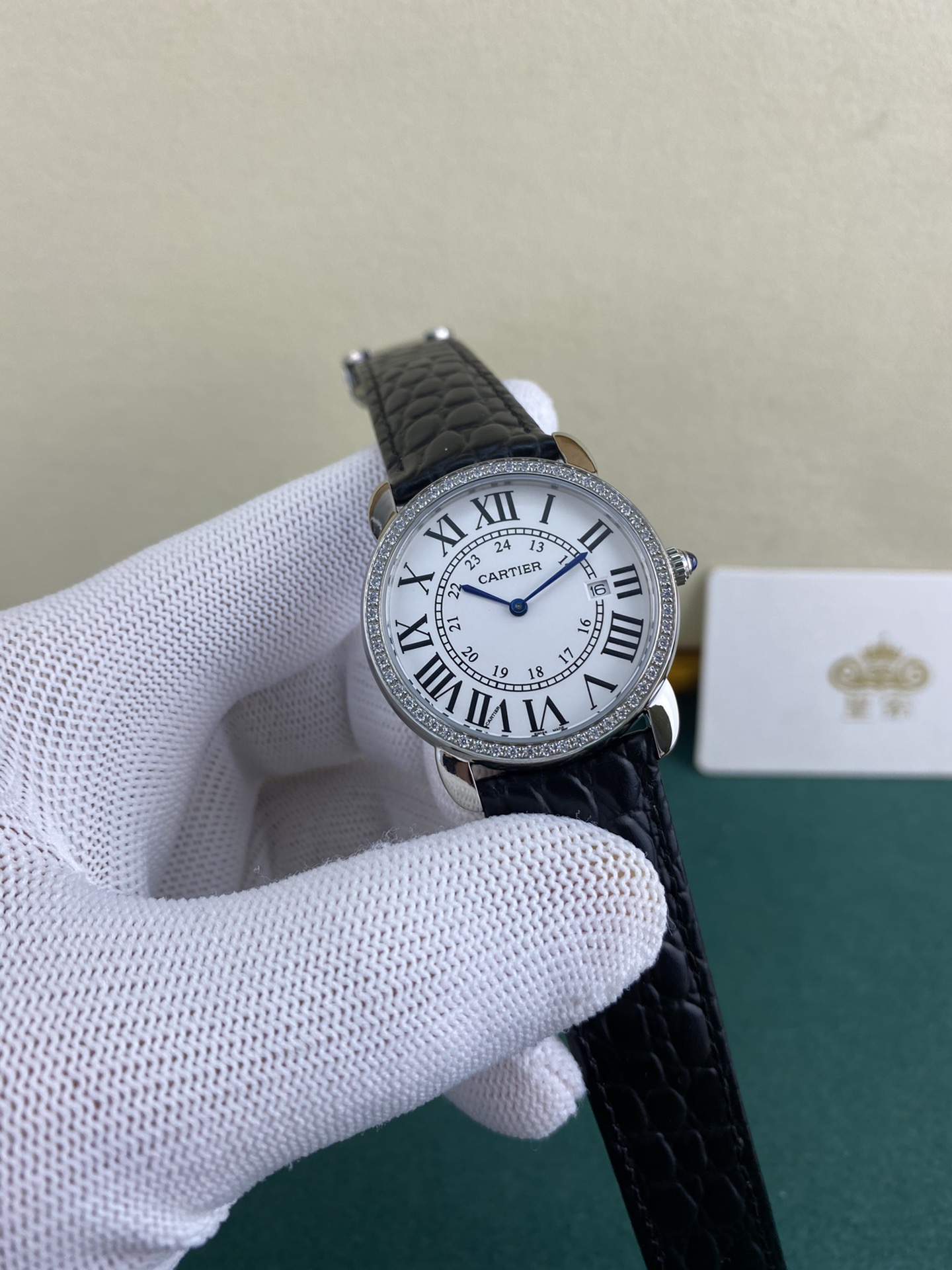 Cartier 皇家 卡地亚伦敦系列镶钻款
