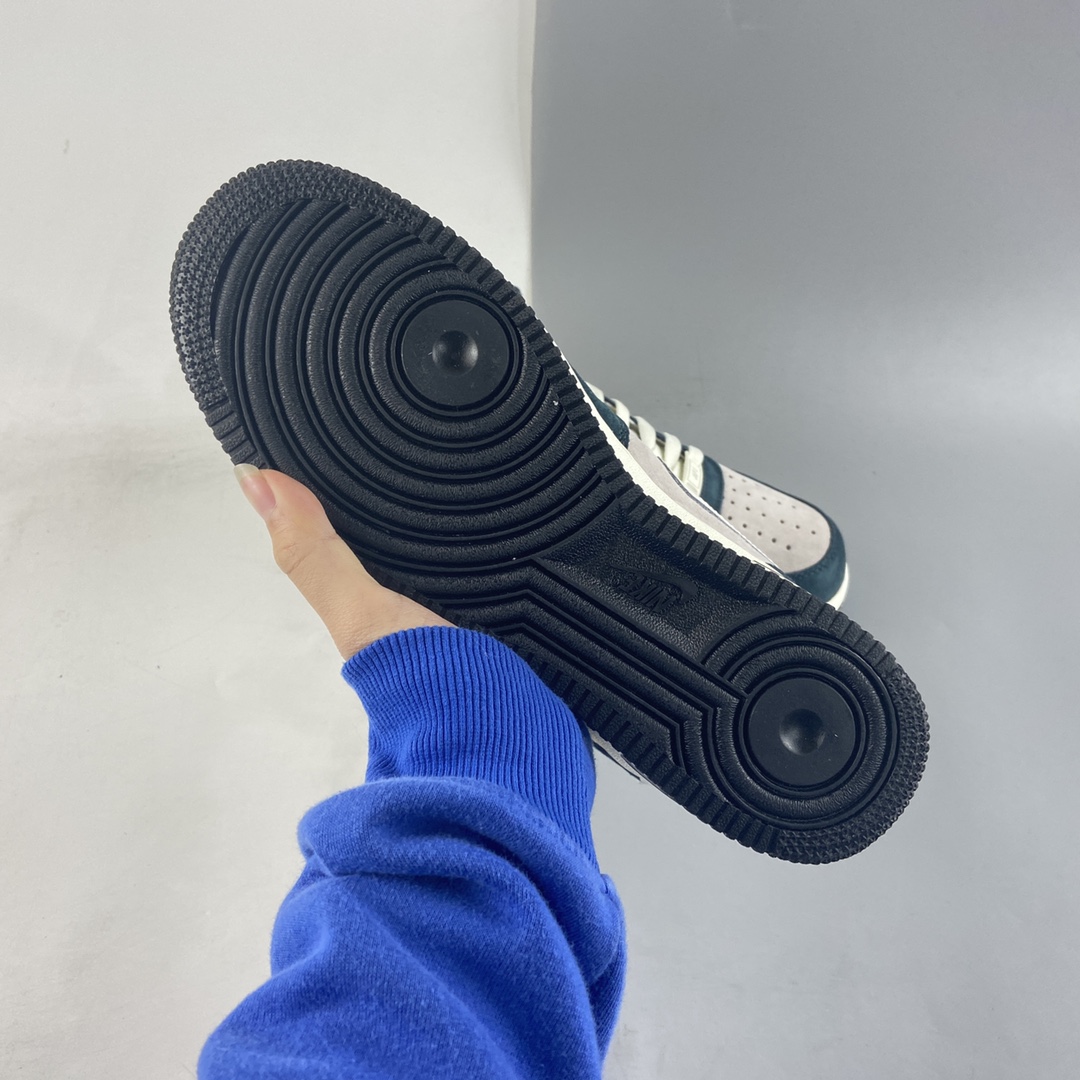 P260 NIKE Air Force 1 MID ’07 奶白灰绿配色 空军一号中帮休闲板鞋 DE6933-865