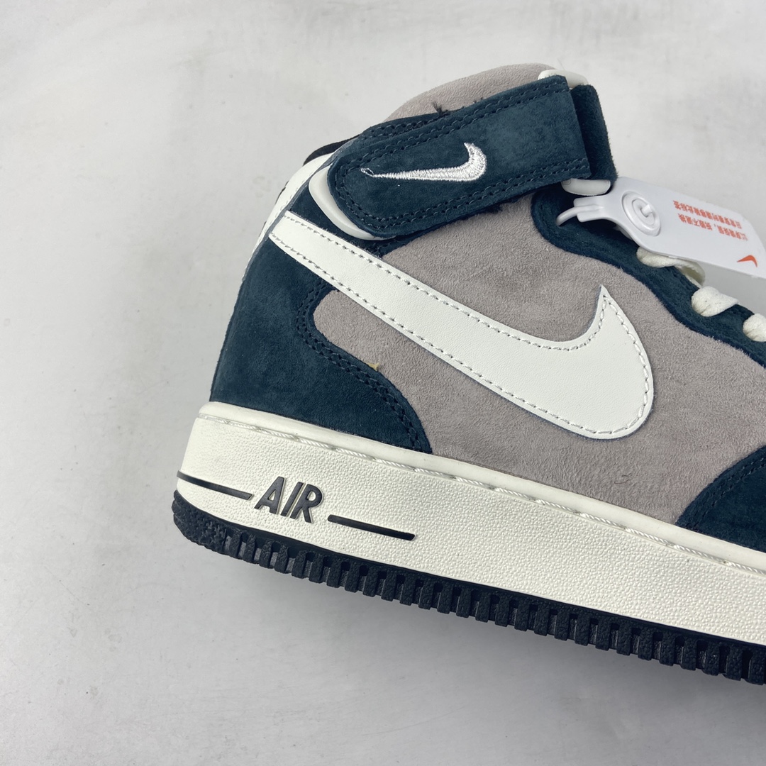 P260 NIKE Air Force 1 MID ’07 奶白灰绿配色 空军一号中帮休闲板鞋 DE6933-865