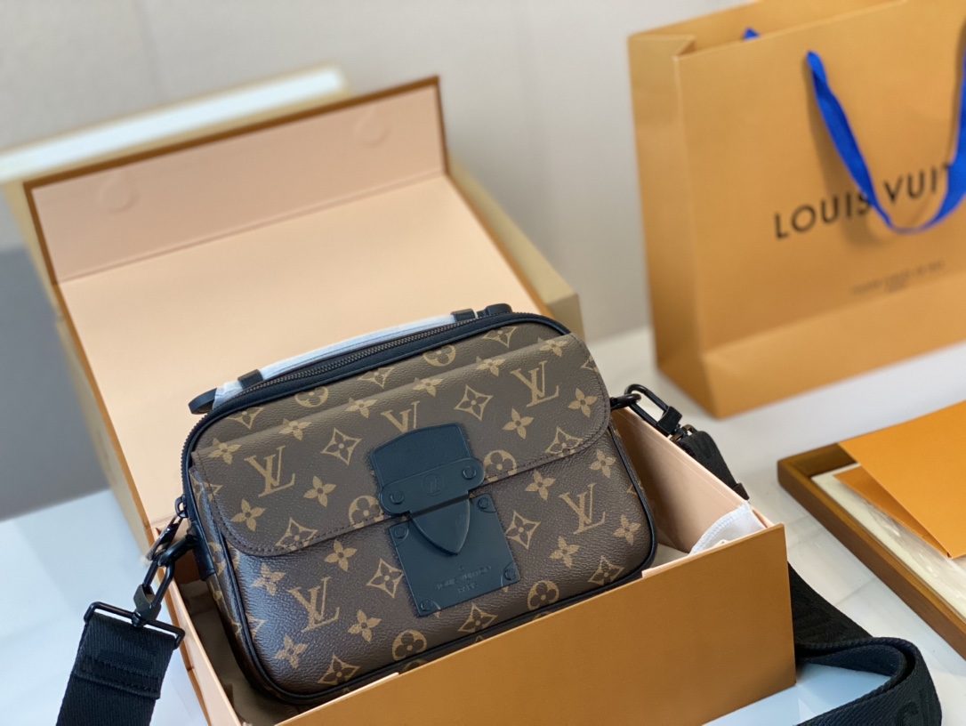 ?yupooalbum.ru 269910 LV Slock新款 yupoo bags Iv最新一季又出了很多老花 mens 包我可太爱老花了 ...